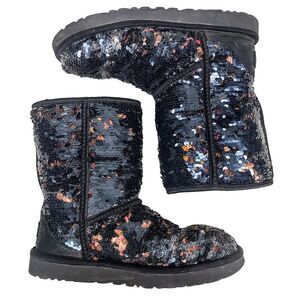 Ugg Classic Short Sequin Boots 7 Black Copper Sparkly Shearling Lined Pull-on